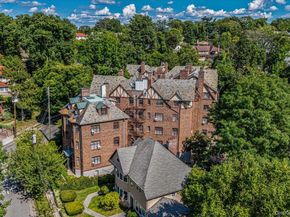 38-30 Douglaston Parkway G2, Douglaston NY 11363