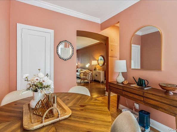 38-30 Douglaston Parkway G2, Douglaston NY 11363
