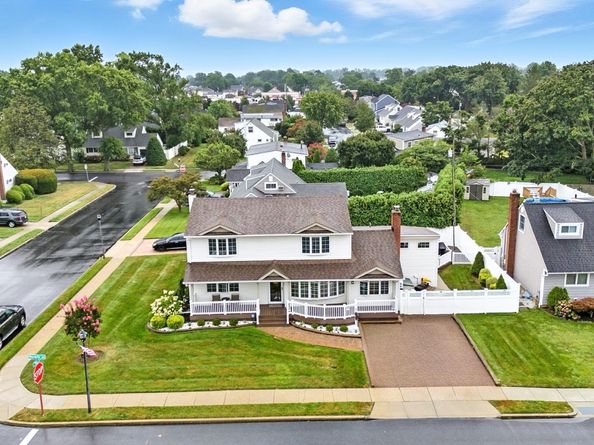 3532 Waverly Avenue, Seaford NY 11783
