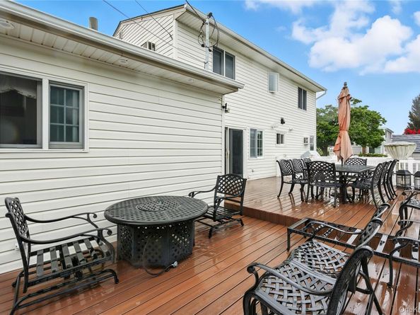 3532 Waverly Avenue, Seaford NY 11783