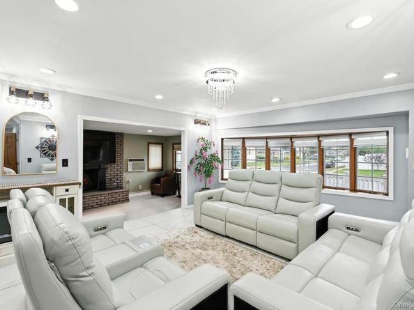3532 Waverly Avenue, Seaford NY 11783
