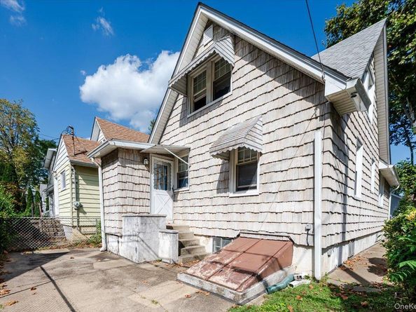 1 Oak Avenue 1, Bronx NY 10465