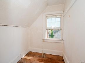 1 Oak Avenue 1, Bronx NY 10465