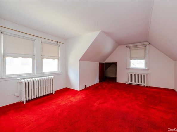 1 Oak Avenue 1, Bronx NY 10465