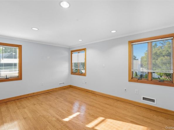 6 Martin Street, Massapequa NY 11758