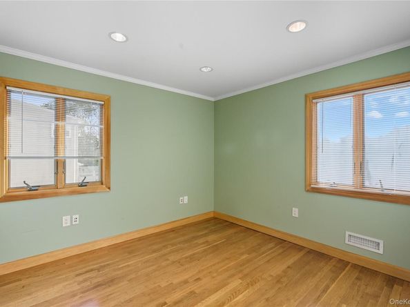 6 Martin Street, Massapequa NY 11758