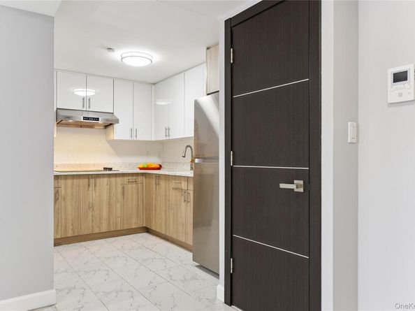 35-20 146 Street 3B, Flushing NY 11354