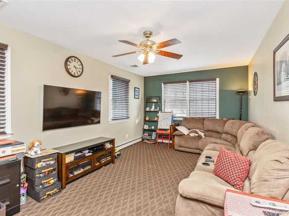 37 Tallmadge Trail, Miller Place NY 11764