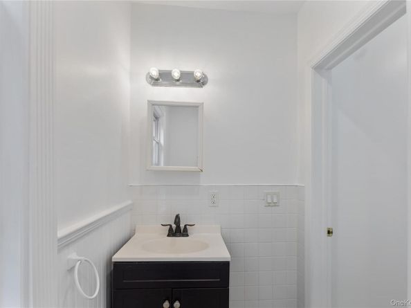15 Desmond Avenue, Bronxville NY 10708