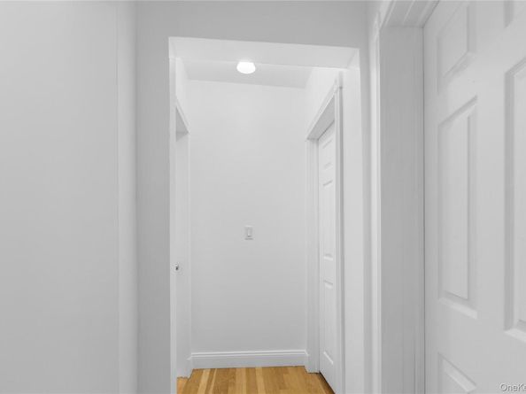 15 Desmond Avenue, Bronxville NY 10708