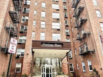 61 Bronx River Road