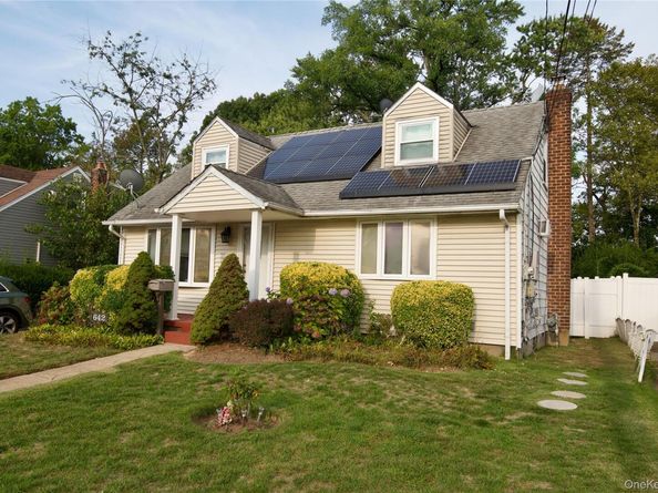 642 Dorothea Lane, Elmont NY 11003