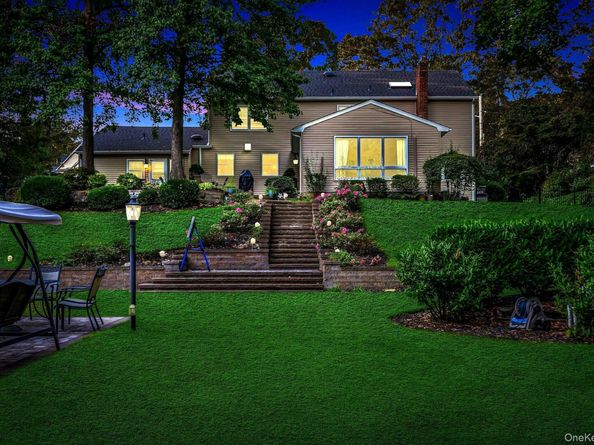 18 Norma Lane, Dix Hills NY 11746