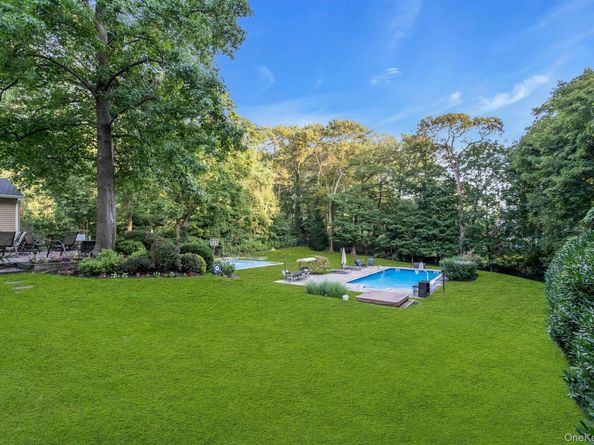 18 Norma Lane, Dix Hills NY 11746