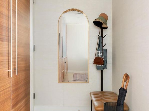 21-21 31st Street 4E, Astoria NY 11105