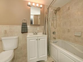 4 Cranford Road, Plainview NY 11803