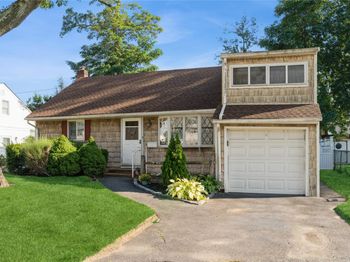 3860 Maplewood Drive