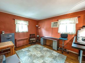 28 Halcourt Drive, Plainview NY 11803