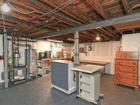 28 Halcourt Drive, Plainview NY 11803