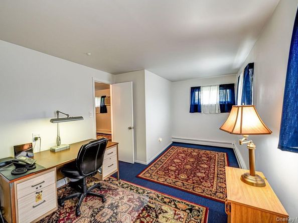 28 Halcourt Drive, Plainview NY 11803