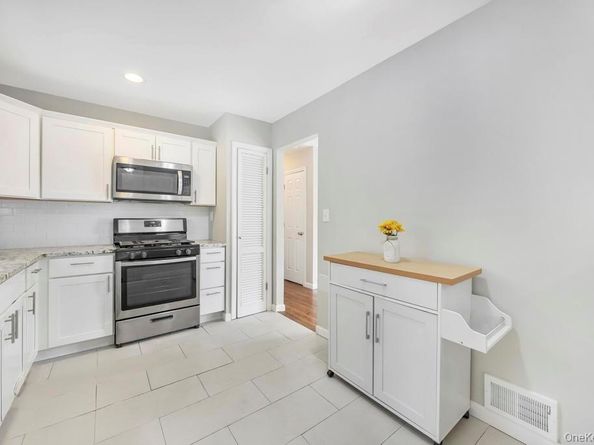 191 Bergen Street, Port Jefferson Station NY 11776