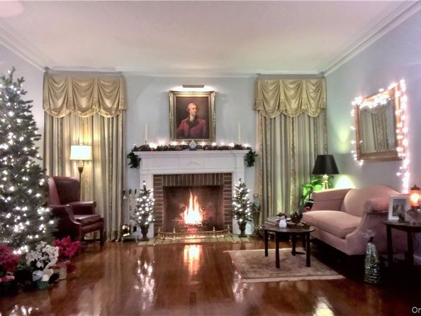 130 E Cedar Street, Fleetwood NY 10552