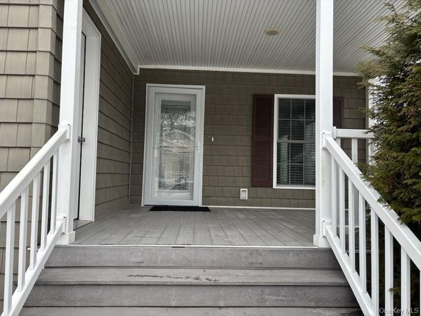 1661 OLD COUNTRY Road 539, Riverhead NY 11901