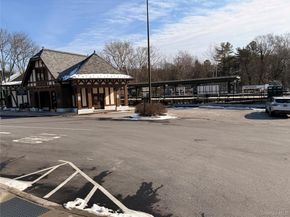 180 Pinewood Road 10, Hartsdale NY 10530