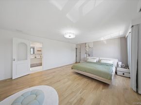 2 Elf Road, Syosset NY 11791