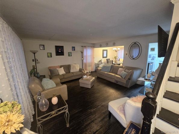 506 Froehlich Place, Elmont NY 11003