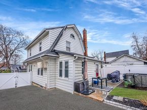 2270 Edna Court, Baldwin NY 11510