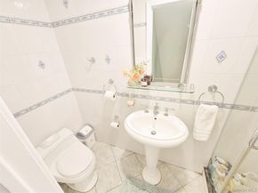 24 Edna Drive, Syosset NY 11791