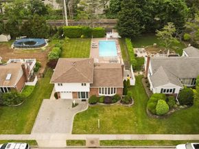24 Edna Drive, Syosset NY 11791
