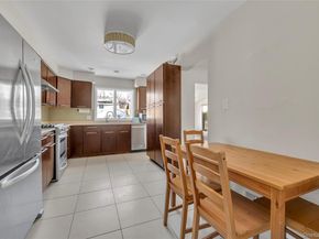 34 Roxbury Road, Port Washington NY 11050