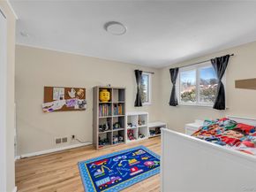 34 Roxbury Road, Port Washington NY 11050