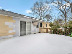 15 E Woodside Avenue, Patchogue NY 11772