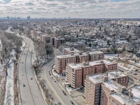 345 Bronx River Road 4D, Yonkers NY 10704