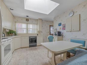 48 Lawrence Street, New Hyde Park NY 11040