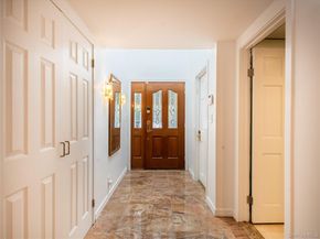 127 Wooleys Lane, Great Neck NY 11023