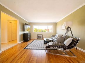 24 Willets Avenue, Syosset NY 11791