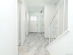 78 Santa Barbara Drive, Plainview NY 11803