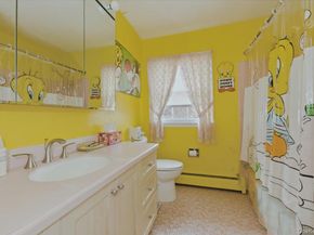 3881 Greentree Drive, Oceanside NY 11572