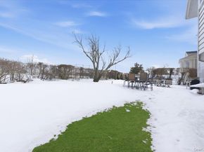 3881 Greentree Drive, Oceanside NY 11572