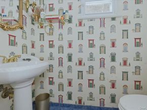 3881 Greentree Drive, Oceanside NY 11572