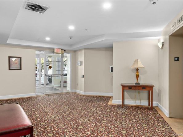 312 Sutton Drive 312, Mount Kisco NY 10549