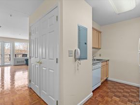 312 Sutton Drive 312, Mount Kisco NY 10549