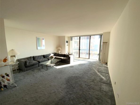 26910 Grand Central Parkway 8Y, Floral Park NY 11005