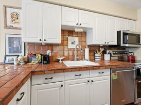 20 Manors Drive, Jericho NY 11753