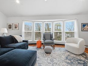 20 Manors Drive, Jericho NY 11753