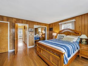 7 N Terrace Place, Valley Stream NY 11580